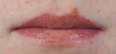 Lèvres permanent maquillage naturelle roze 