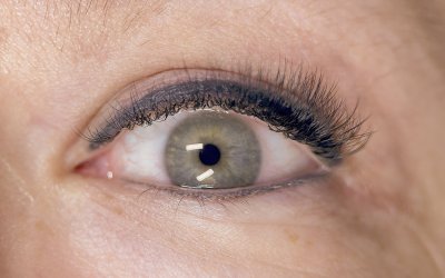 Wimperextensie super naturel behandelen 