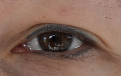 Permanente makeup aan de ogen weghalen 