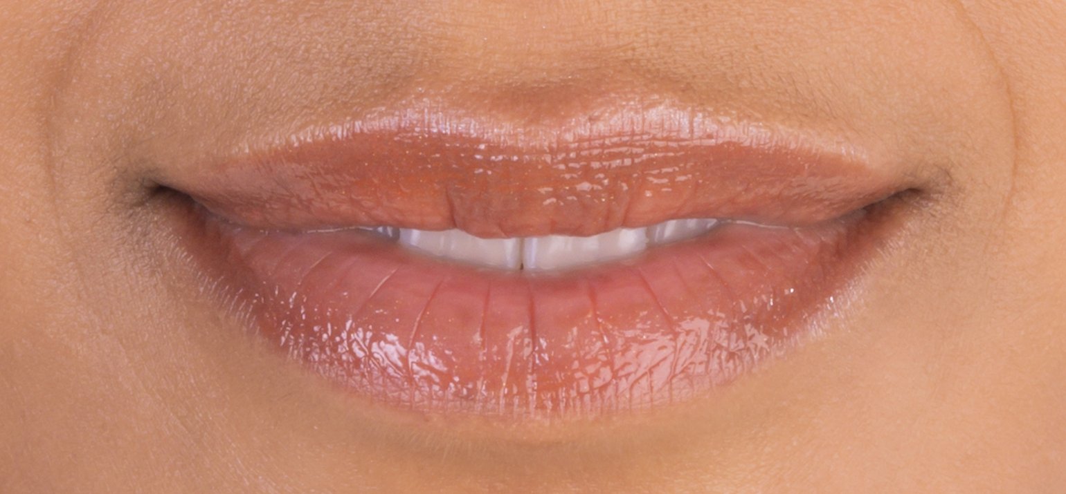 lip neutralisatie donkere lippen kleur lichter maken