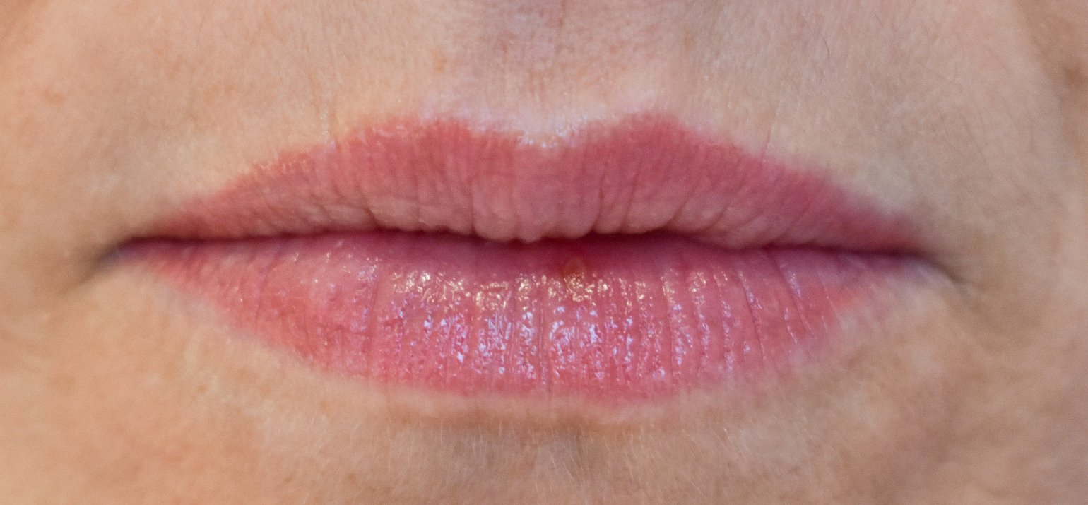 natural lip tattoo