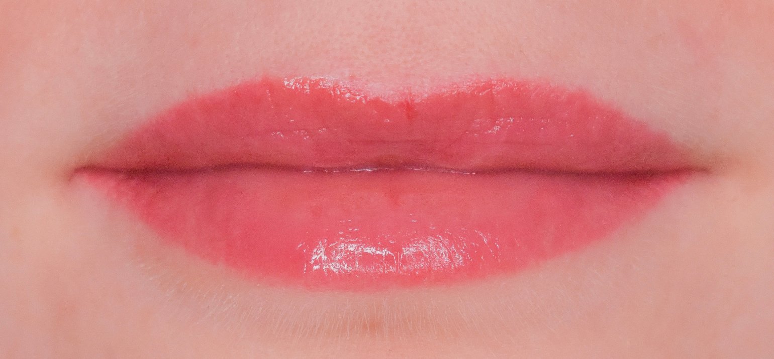 permanent makeup lips