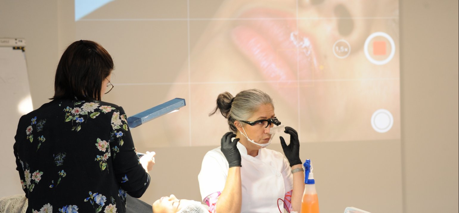 Seminarie permanente make-up TCS Darline Vierstraete